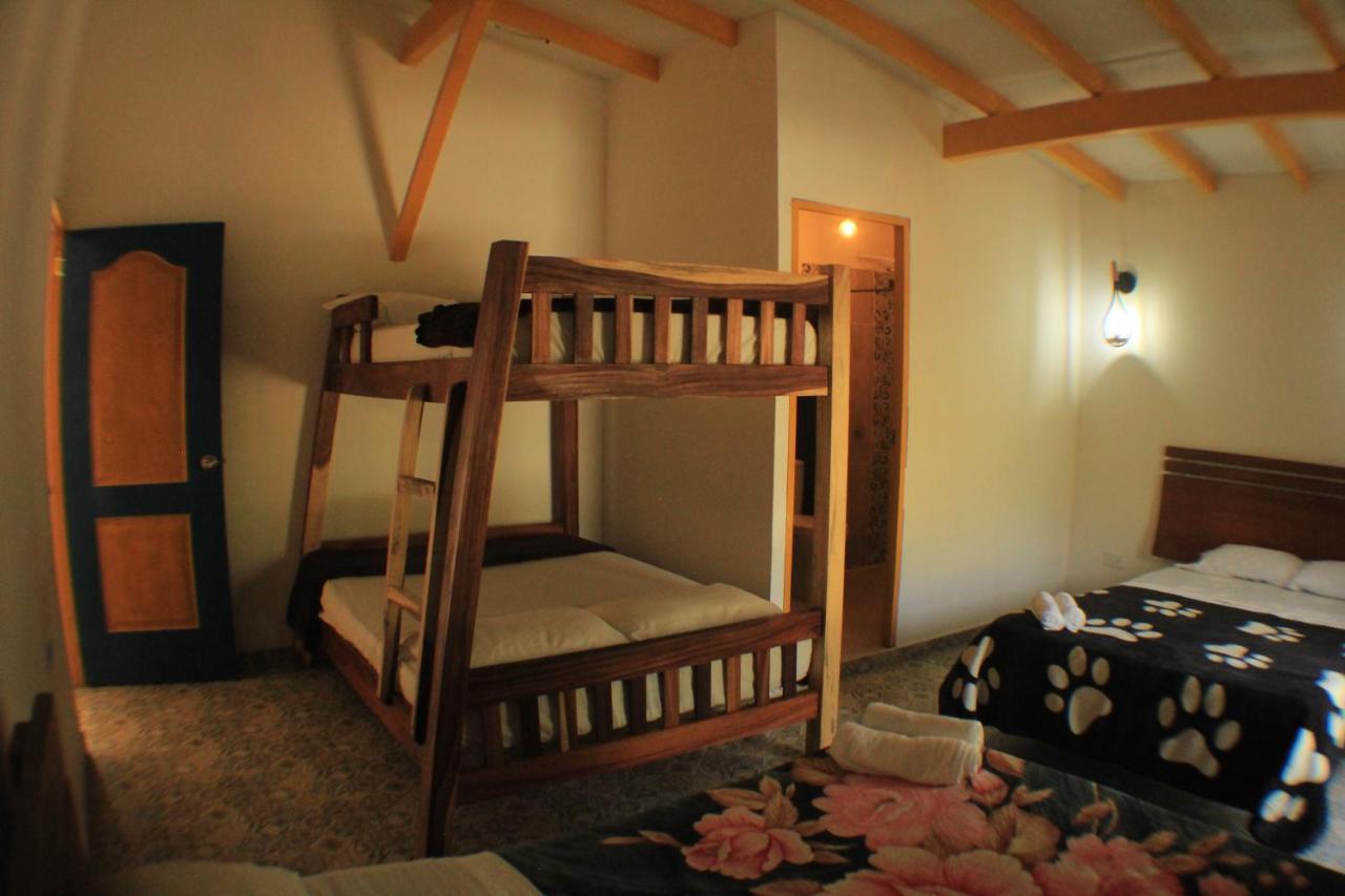 Alegria Hostel Boutique Guatape Bagian luar foto
